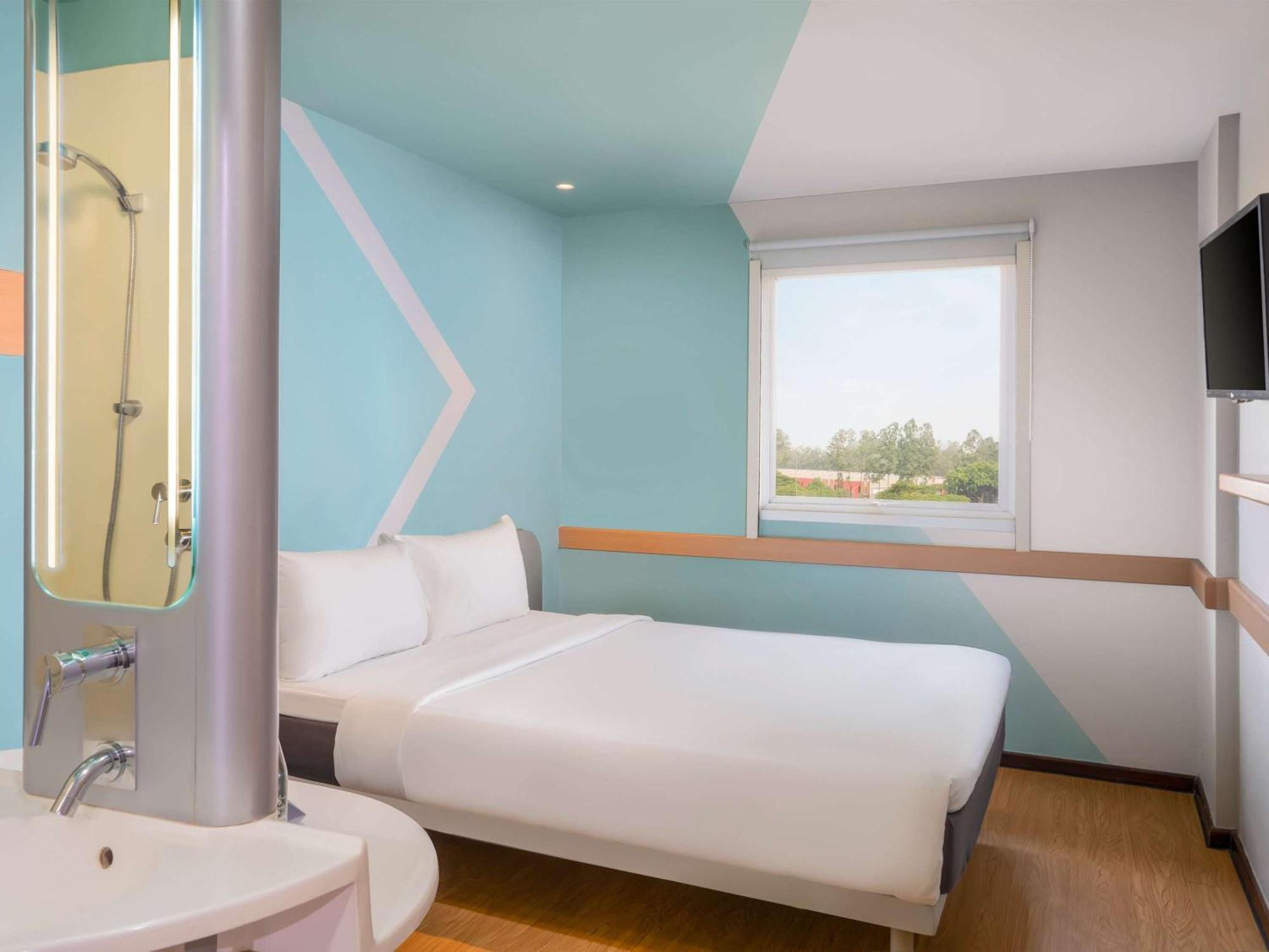 ไอบิส บัดเจ็ต จาการ์ต้า แอร์พอร์ต Hotel ทังเกอรัง ภายนอก รูปภาพ