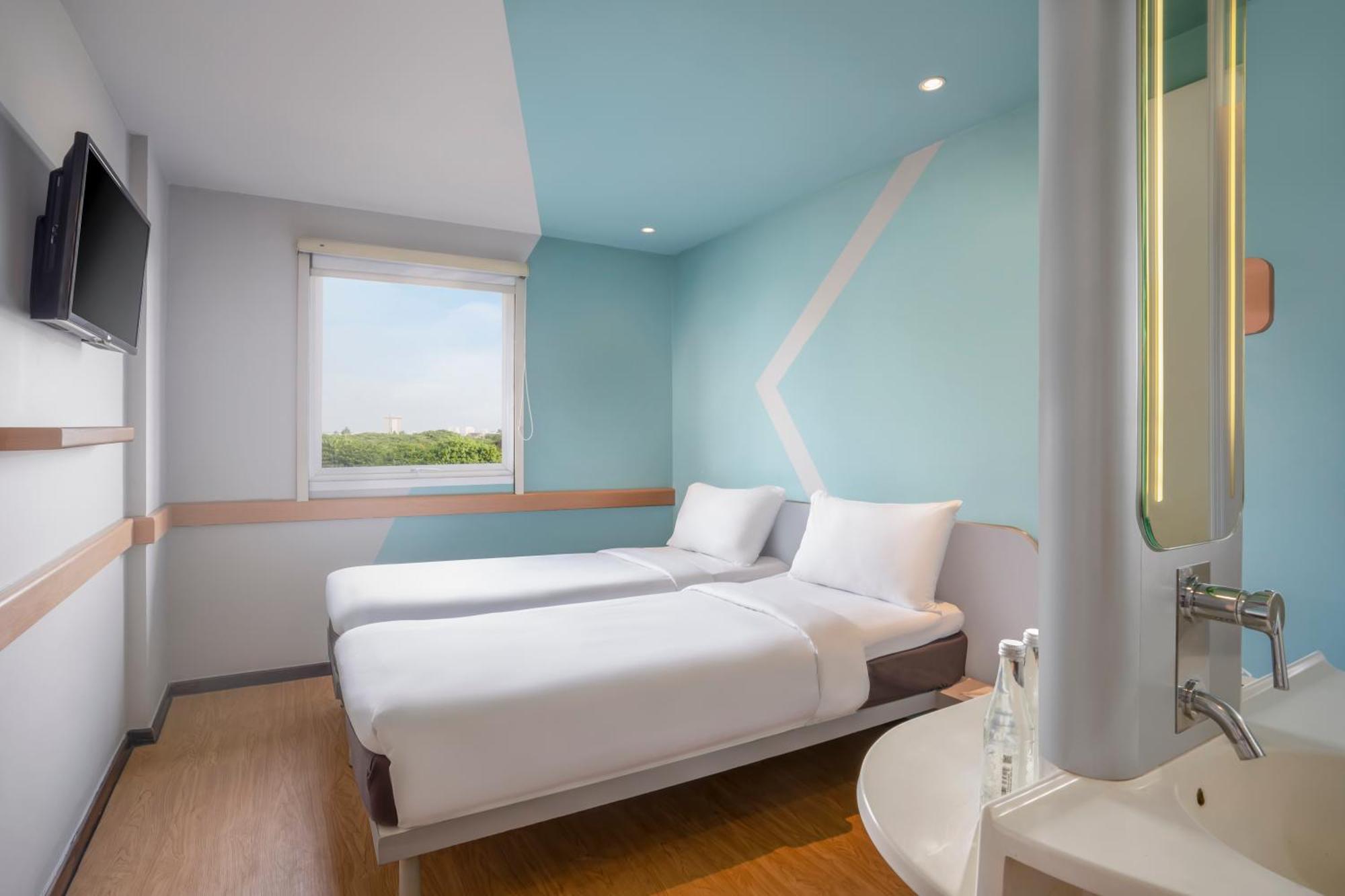 ไอบิส บัดเจ็ต จาการ์ต้า แอร์พอร์ต Hotel ทังเกอรัง ภายนอก รูปภาพ